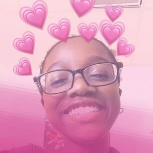 Meet your Posher, Candace